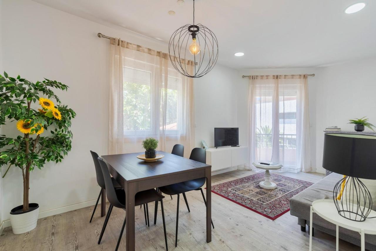 Setubal Downtown Garden Apartment ภายนอก รูปภาพ