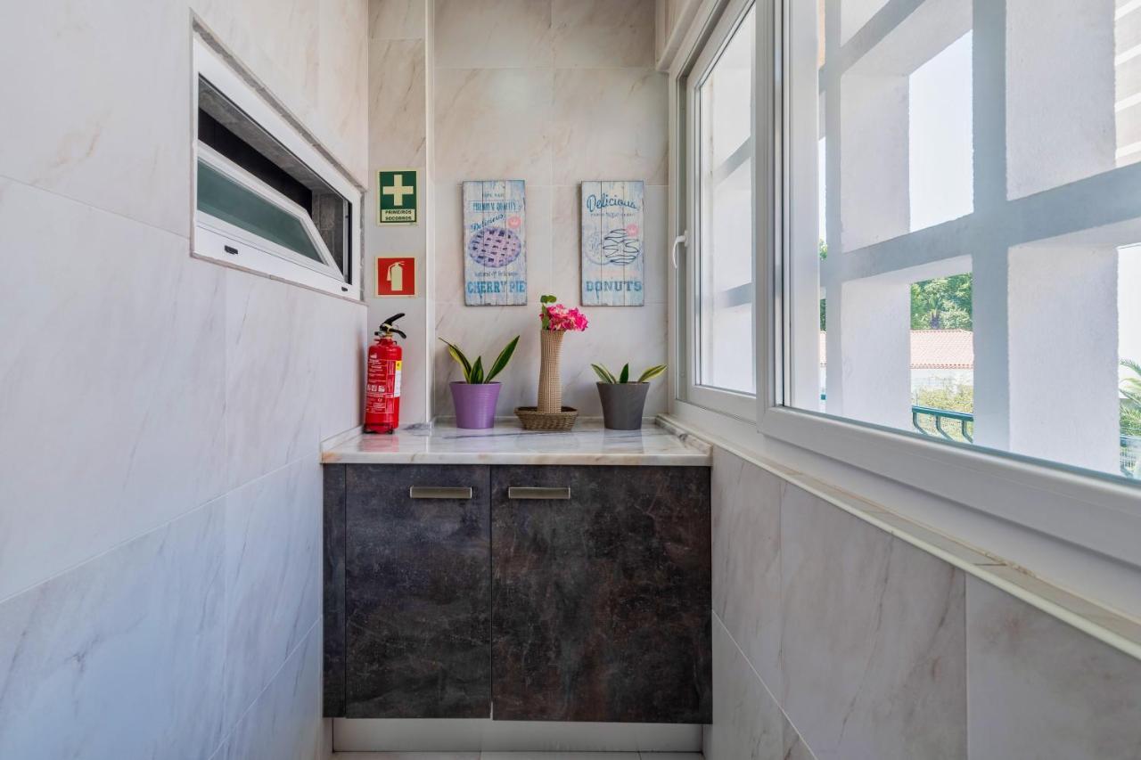 Setubal Downtown Garden Apartment ภายนอก รูปภาพ