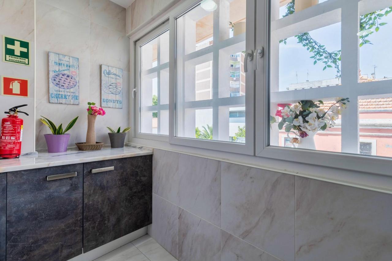 Setubal Downtown Garden Apartment ภายนอก รูปภาพ