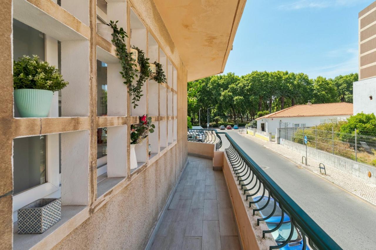 Setubal Downtown Garden Apartment ภายนอก รูปภาพ